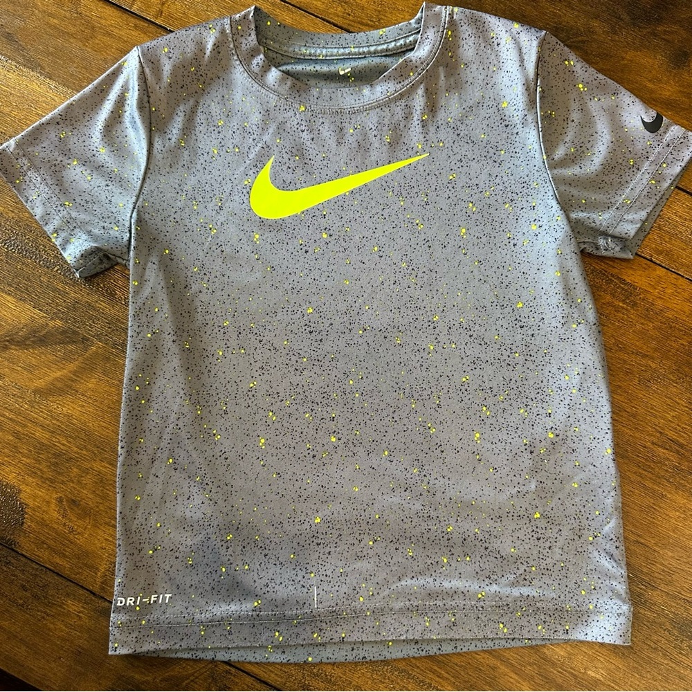 Nike Dri-Fit Shirt